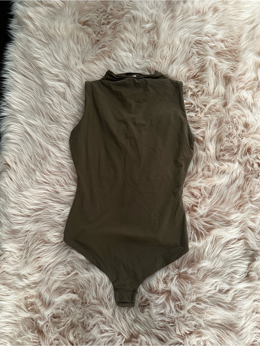 SKIMS Fits Everybody High Neck Thong Bodysuit Cocoa Brown medium RN158973